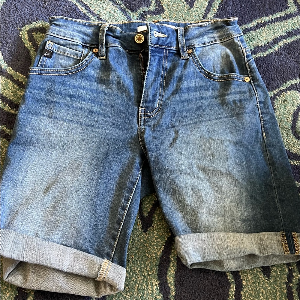 Kancan denim shorts size small
